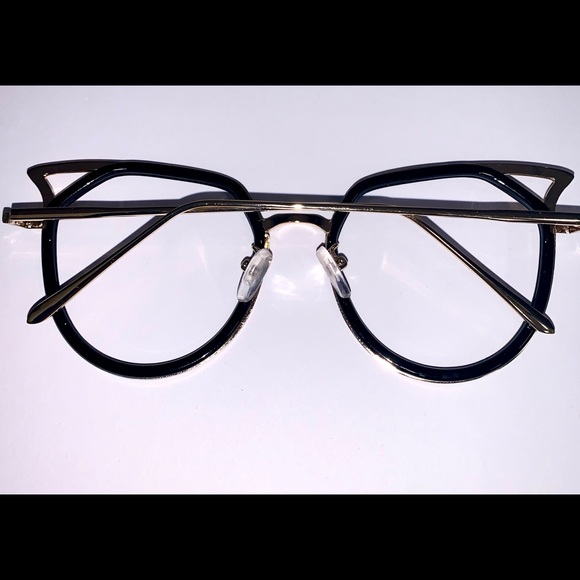Eyeglasses, oversized, no brand-name, made for a movie, oversized catseye 🐱 - Picture 3 of 6
